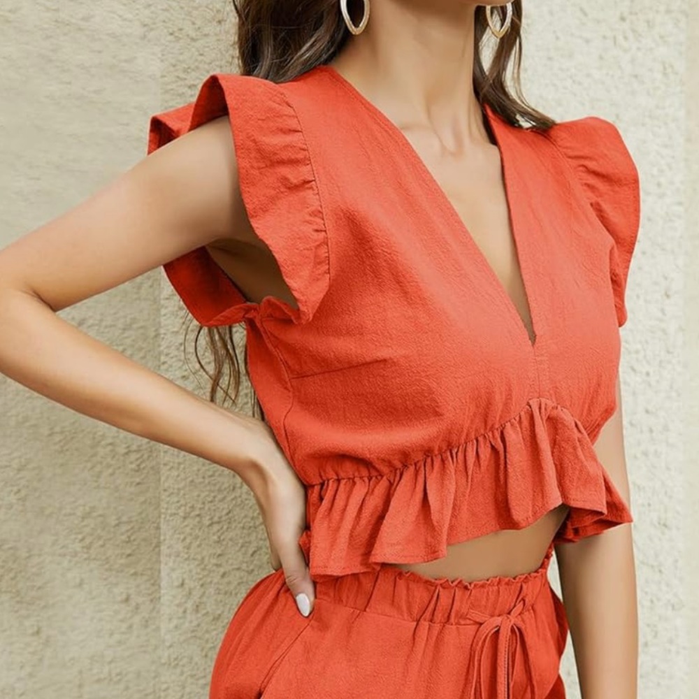 Women’s V Neck Ruffles Crop Top
